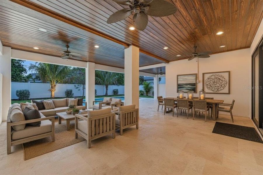 Community amenities in , Tampa (Image 48).