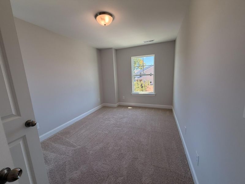 Spacious, unfurnished interior of a new home in Harrisburg Village Townhomes, Harrisburg (Image 19).