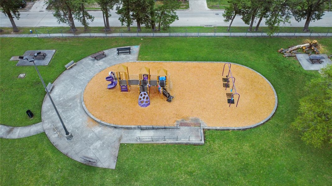 Community amenities in 9902 Clark, Houston (Image 28). Community amenities in 9902 Clark, Houston (Image 28).