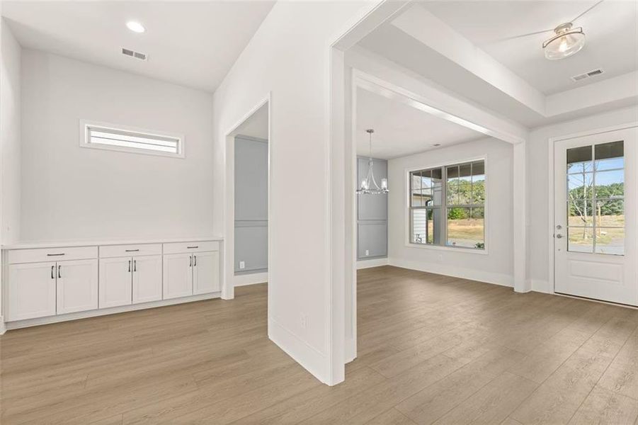 Spacious, unfurnished interior of a new home in Soleil Summit Chase, Snellville (Image 3).