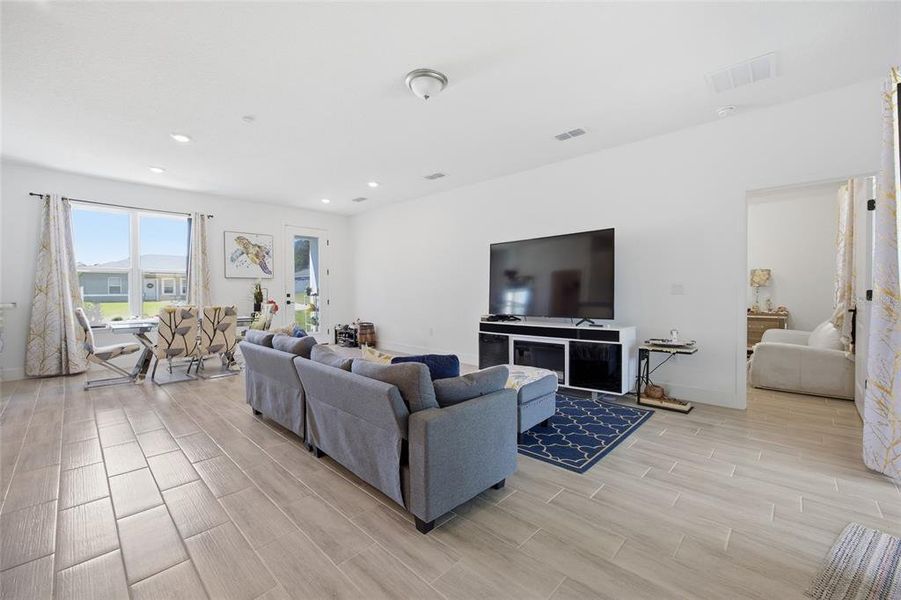 Furnished interior view inside a new home in , Ocala (Image 11).