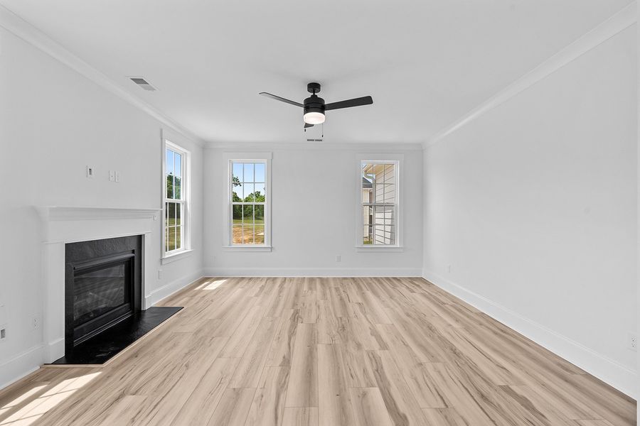 Spacious, unfurnished interior of a new home in Lilah Grove, Summerfield (Image 20).