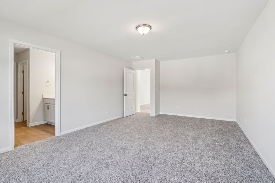 Spacious, unfurnished interior of a new home in Hayden Pointe, St. Marys (Image 38). Spacious, unfurnished interior of a new home in Hayden Pointe, St. Marys (Image 38).