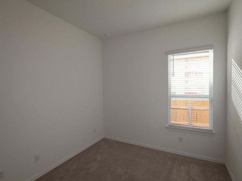 Spacious, unfurnished interior of a new home in Heritage, Dripping Springs (Image 12).