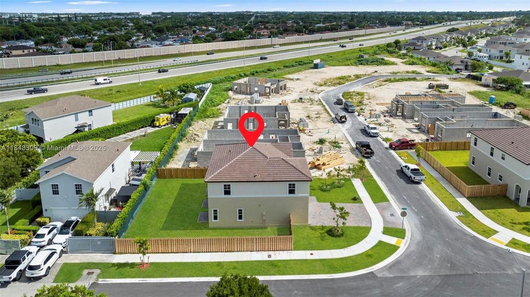 Image 33 of a home in .