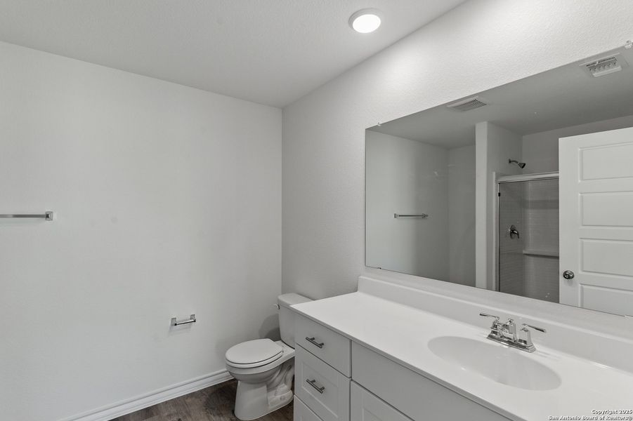 Furnished interior view inside a new home in The Overlook at Creekside, New Braunfels (Image 7). Furnished interior view inside a new home in The Overlook at Creekside, New Braunfels (Image 7).