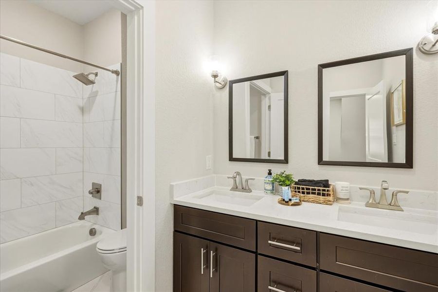 Furnished interior view inside a new home in , Stephenville (Image 8).