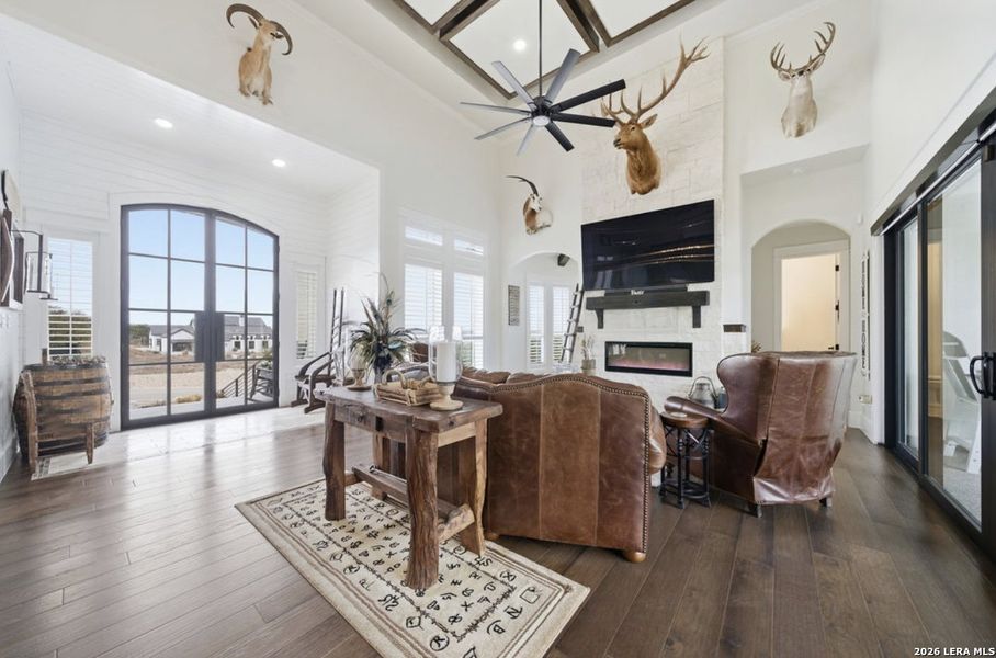 Furnished interior view inside a new home in , New Braunfels (Image 41).