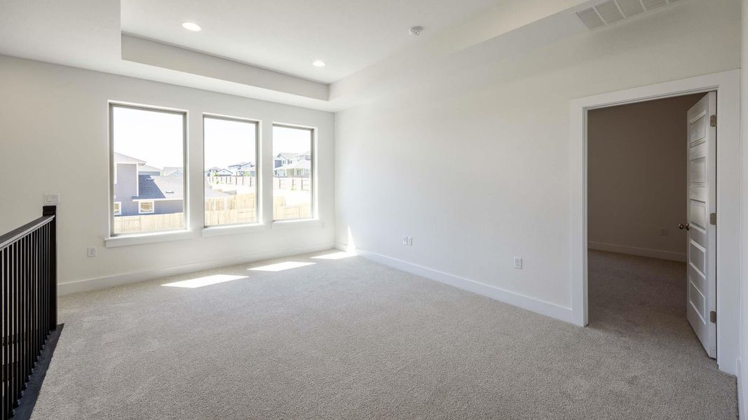 Spacious, unfurnished interior of a new home in Easton Park, Austin (Image 10).
