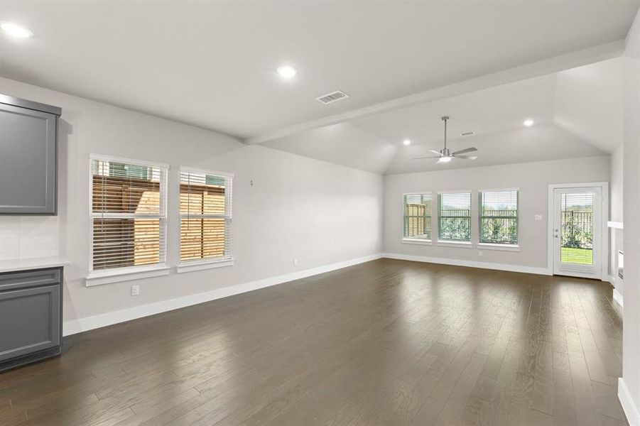 Spacious, unfurnished interior of a new home in Solterra, Mesquite (Image 24).