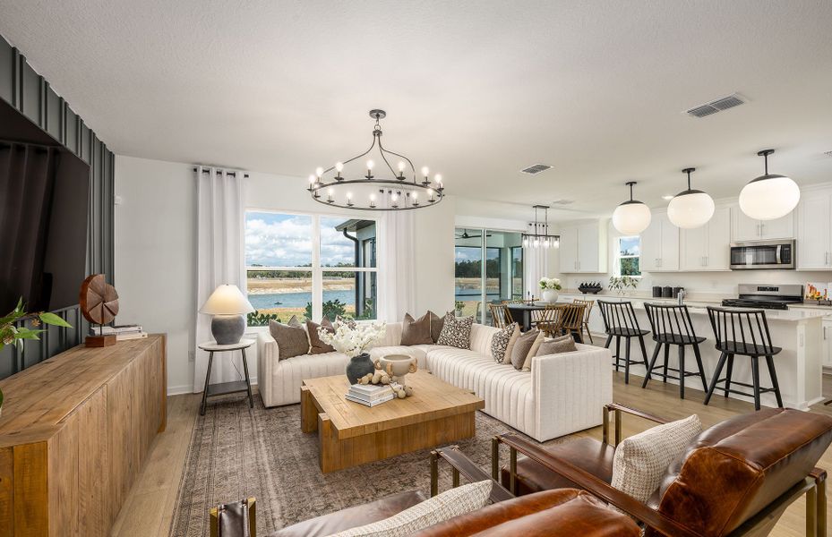 Representative furnished interior of a home built from the Northcrest by Pulte Homes in Hickory Ridge, Greer (Image 4).