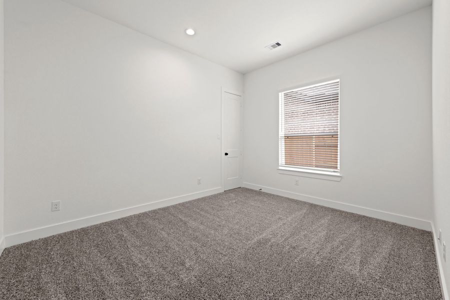Spacious, unfurnished interior of a new home in Evergreen, Conroe (Image 19). Spacious, unfurnished interior of a new home in Evergreen, Conroe (Image 19).