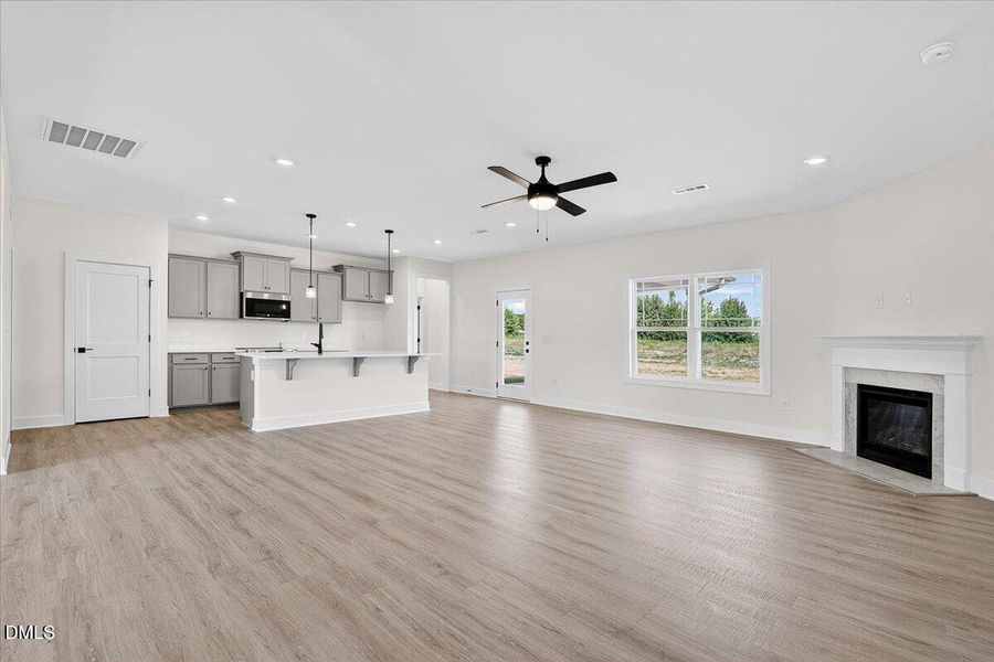 18-102 Brighton St-18 18-102 Brighton St-18