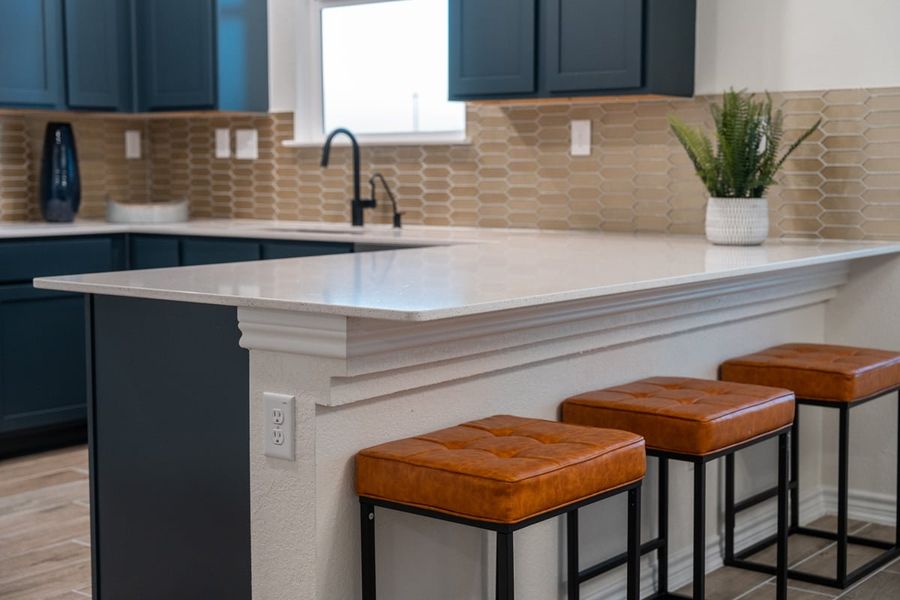 Silestone® extended breakfast bar countertop