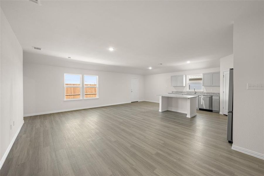 414 Rose- Living Room-1