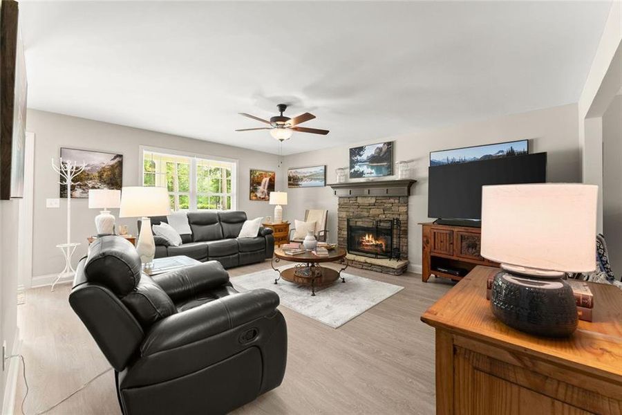 Furnished interior view inside a new home in , Clermont (Image 9).