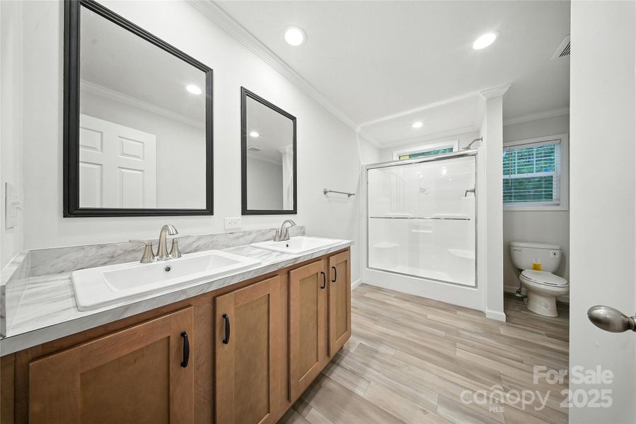 Furnished interior view inside a new home in , Dallas (Image 7). Furnished interior view inside a new home in , Dallas (Image 7).