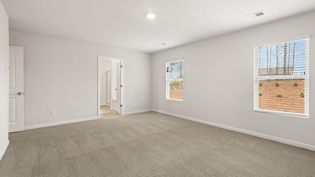 Spacious, unfurnished interior of a new home in Thompson Ridge, Dallas (Image 26). Spacious, unfurnished interior of a new home in Thompson Ridge, Dallas (Image 26).