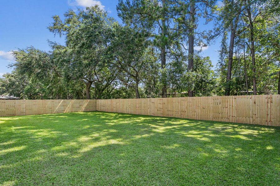 Representative exterior details of a home built from the The Ruby by Herbst Homes in Buckeyes Landing, Navarre (Image 36).