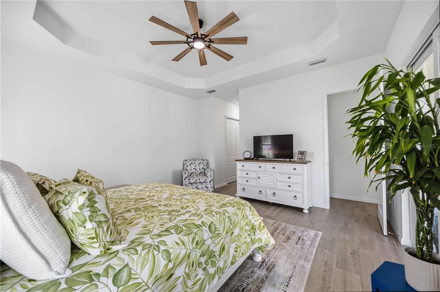 Furnished interior view inside a new home in , Venice (Image 15).