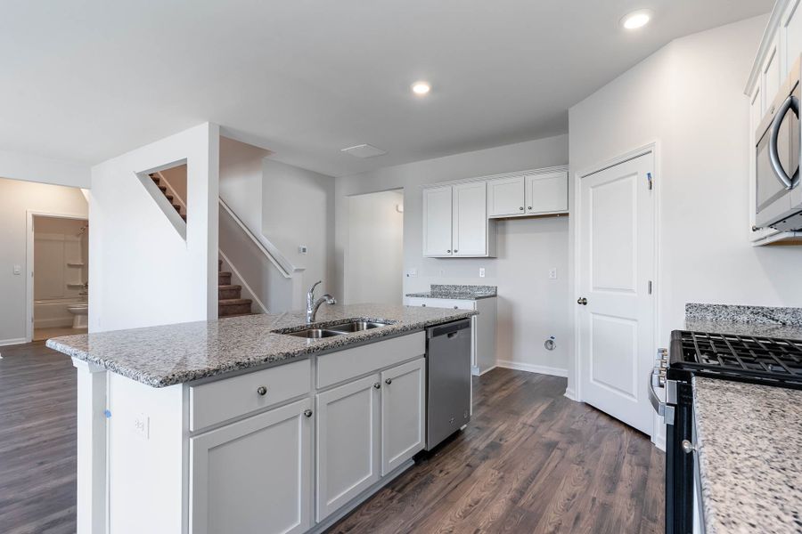Representative furnished interior of a home built from the HAYDEN by D.R. Horton in South Haven, Camden (Image 9).