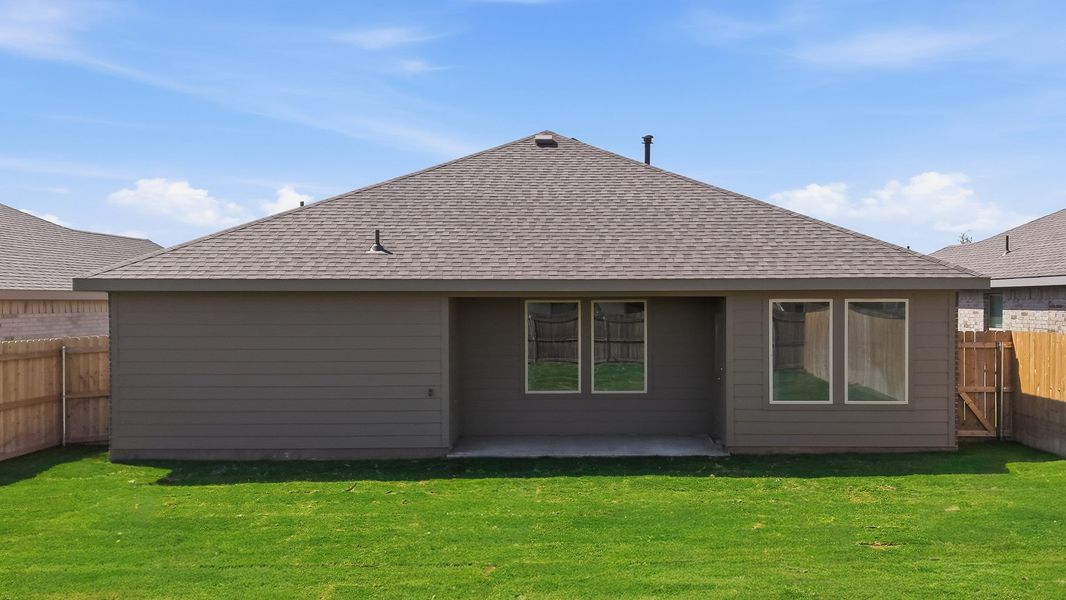 Exterior details and patio area of a home in Allen Farms, Lubbock (Image 3).