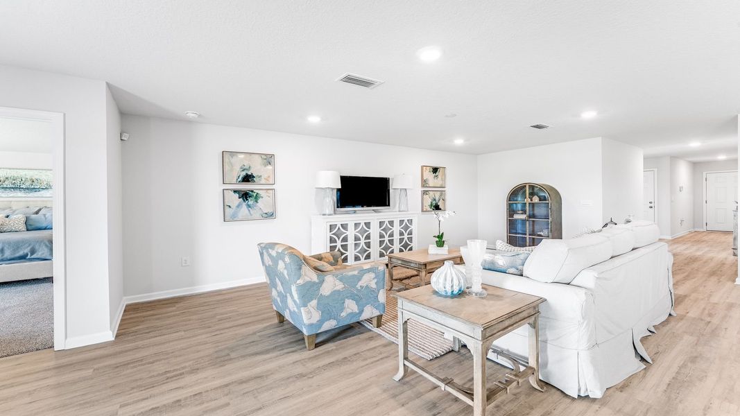 Furnished interior view inside a new home in Morningside, Panama City (Image 19).
