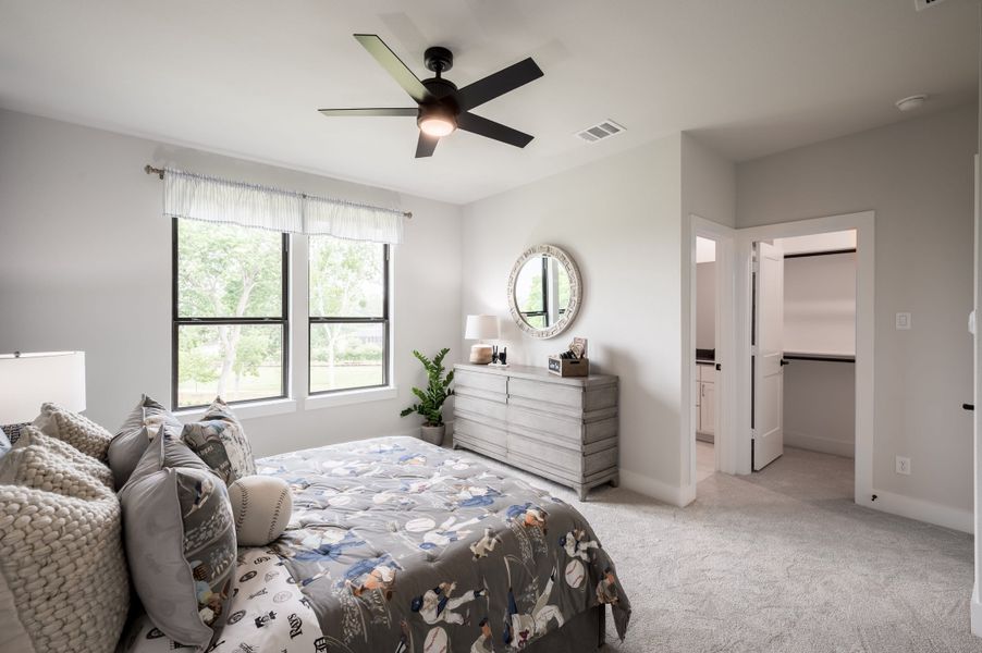 Image 31 representing the Meritage by Tri Pointe Homes in Legacy Grove, Montgomery, TX.