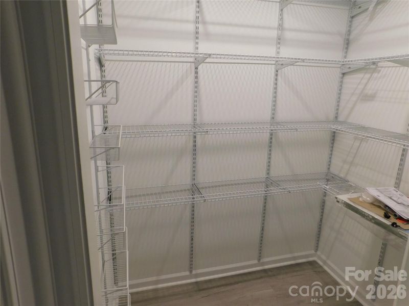Walk in Pantry