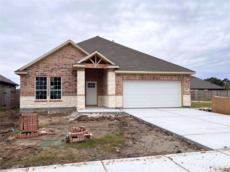 Image 6 of a home in . Image 6 of a home in .