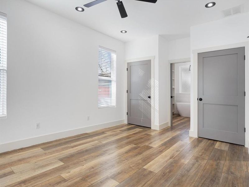 Spacious, unfurnished interior of a new home in , Bells (Image 21).