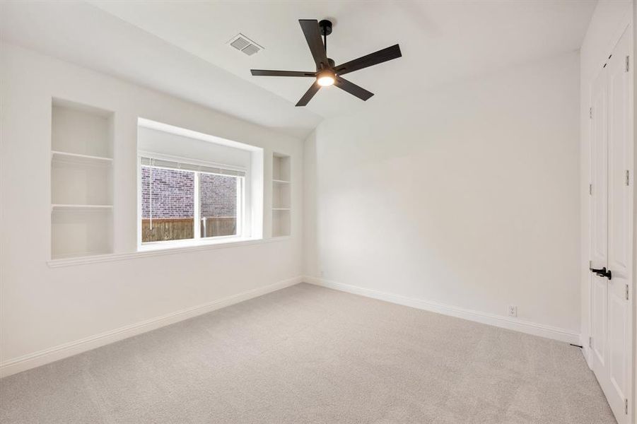 Spacious, unfurnished interior of a new home in Somerset Classic 70s & 80s, Mansfield (Image 26).