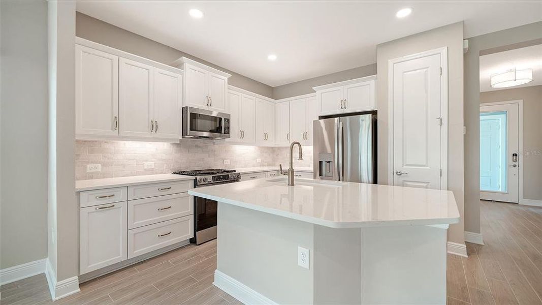 Furnished interior view inside a new home in Windward, Lakewood Ranch (Image 7).