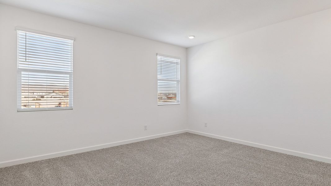 Spacious, unfurnished interior of a new home in Apache Farms, Buckeye (Image 28).