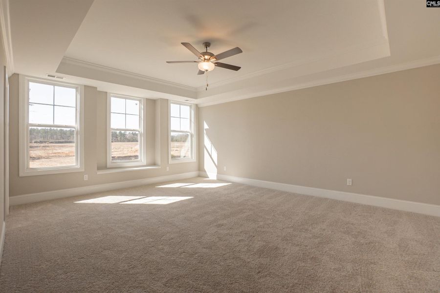 Spacious, unfurnished interior of a new home in The Cove, Sumter (Image 38).