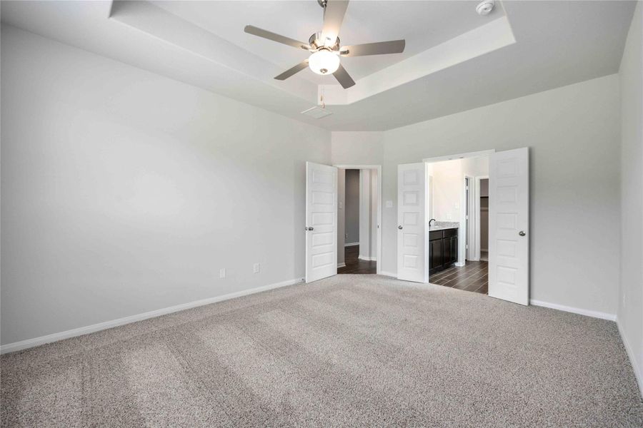 Spacious, unfurnished interior of a new home in Barton Place, Cleveland (Image 25).