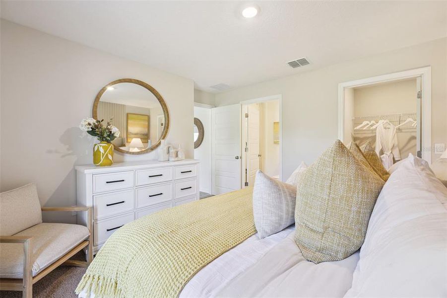 Furnished interior view inside a new home in Magnolia Pointe, Umatilla (Image 12).