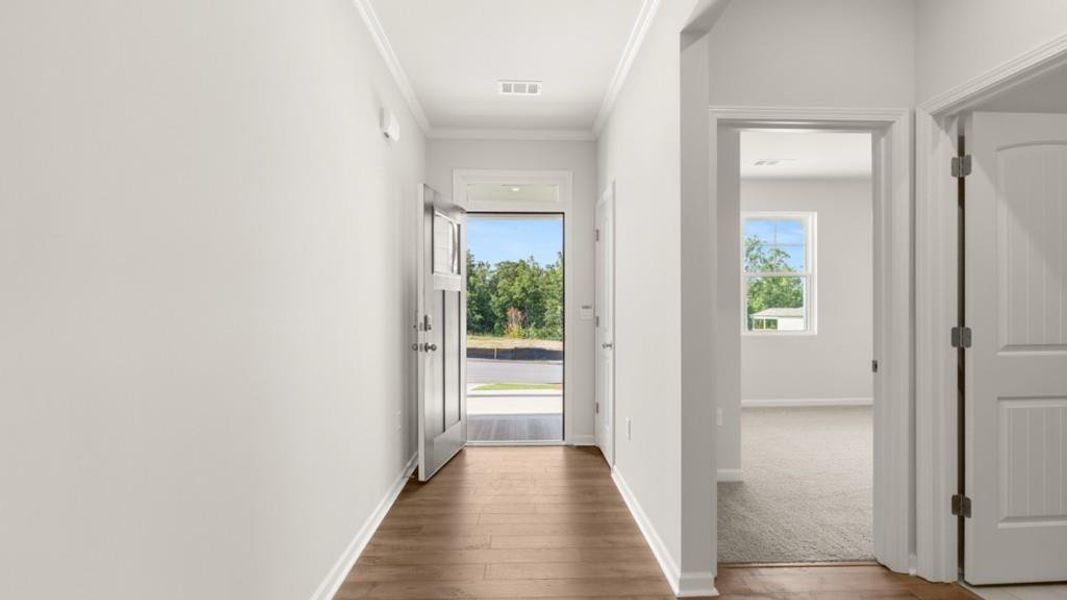 Spacious, unfurnished interior of a new home in Falcon Landing, Gainesville (Image 28).