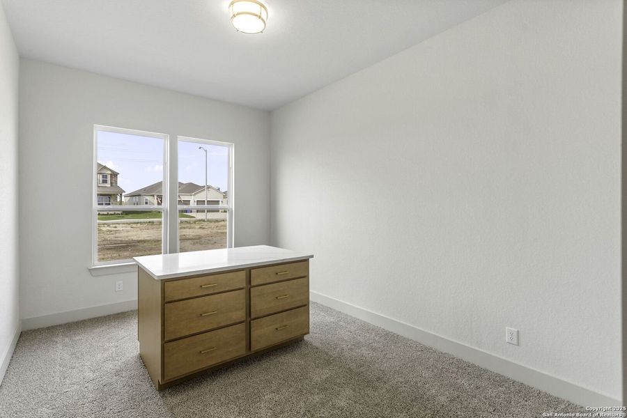 Furnished interior view inside a new home in Weltner Farms 60’s, New Braunfels (Image 14).