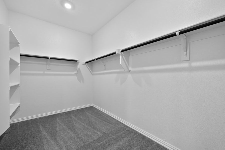 Spacious, unfurnished interior of a new home in Parks at Foster Crossing, Anna (Image 19). Spacious, unfurnished interior of a new home in Parks at Foster Crossing, Anna (Image 19).