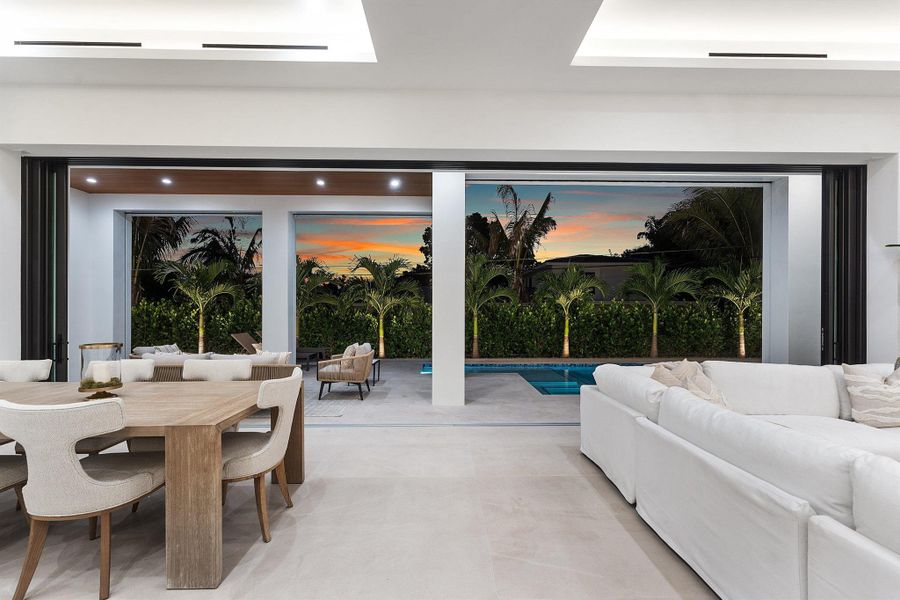 Furnished interior view inside a new home in , Fort Lauderdale (Image 46). Furnished interior view inside a new home in , Fort Lauderdale (Image 46).