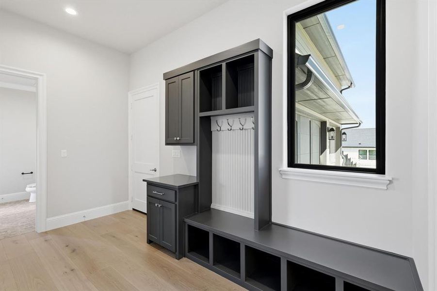 Furnished interior view inside a new home in , Bartonville (Image 11).