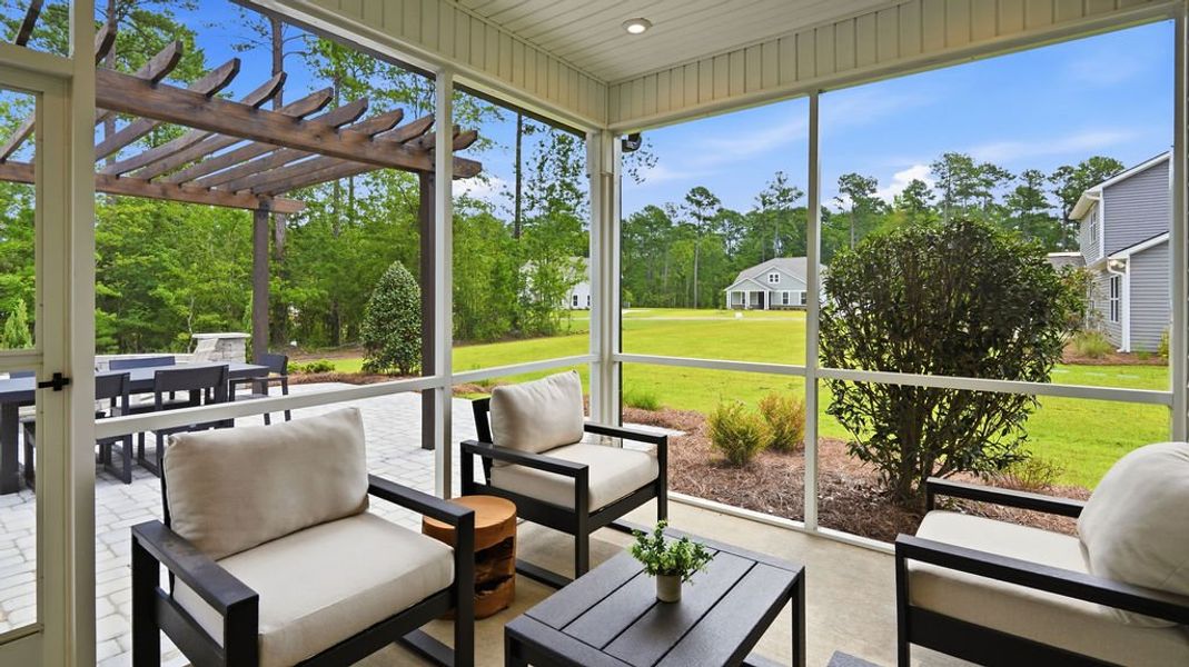 Representative exterior details of a home built from the Mystique by Pulte Homes in Oakleaf Chase, Blythewood (Image 28).