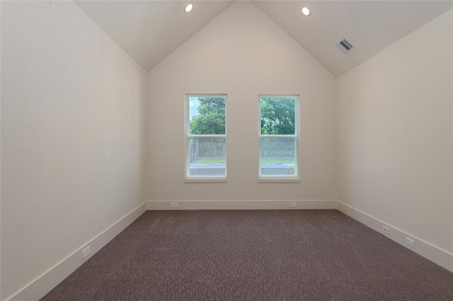 Spacious, unfurnished interior of a new home in Rachel Landing, Houston (Image 17). Spacious, unfurnished interior of a new home in Rachel Landing, Houston (Image 17).