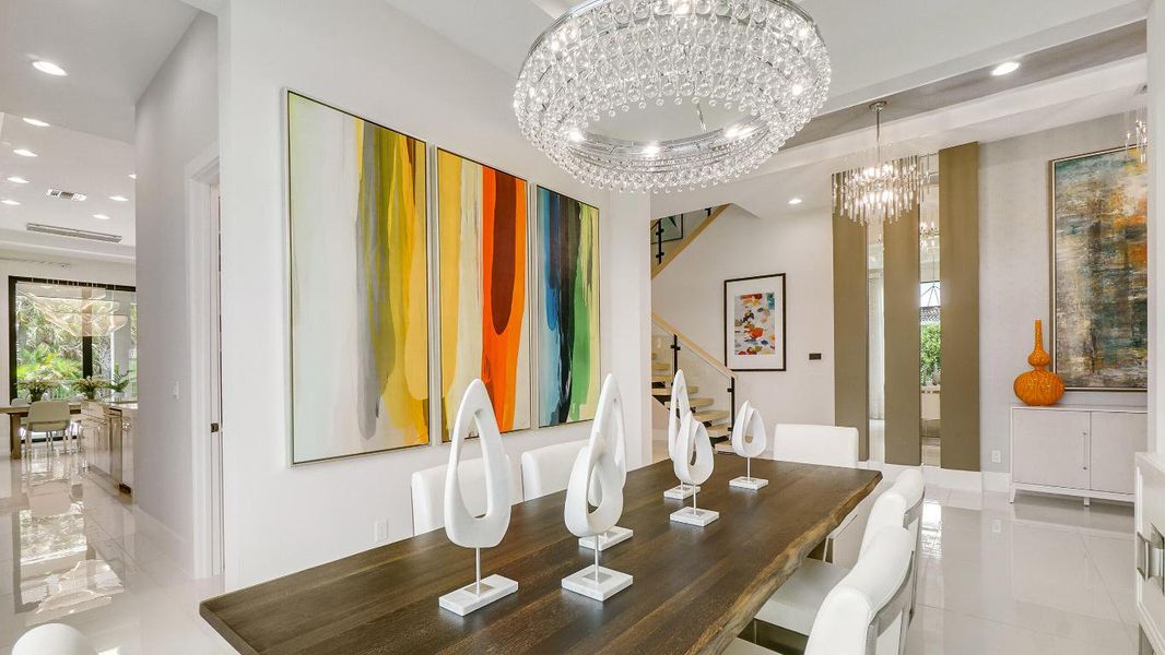 Model Photo used for reference Model Photo used for reference