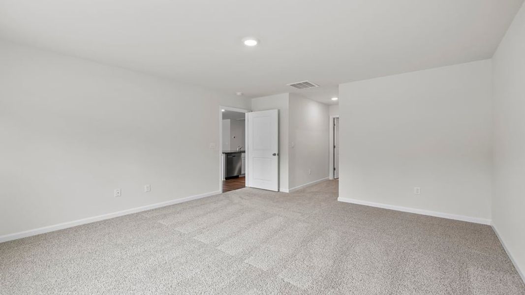 Spacious, unfurnished interior of a new home in Ravencrest, Roebuck (Image 28). Spacious, unfurnished interior of a new home in Ravencrest, Roebuck (Image 28).