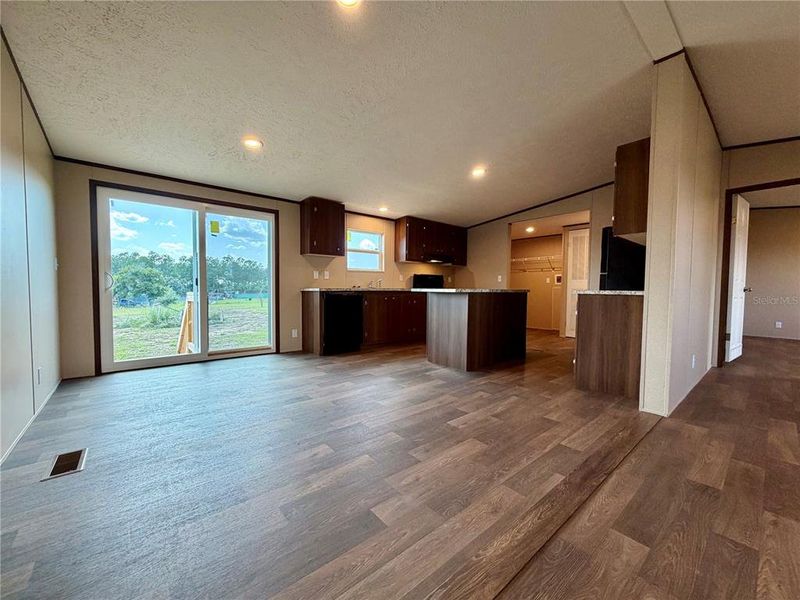 Spacious, unfurnished interior of a new home in , Lake Wales (Image 18). Spacious, unfurnished interior of a new home in , Lake Wales (Image 18).