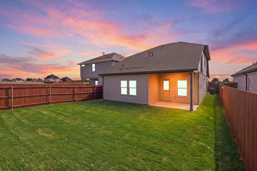 4br New Home in Heartland, TX.  - Slide 5