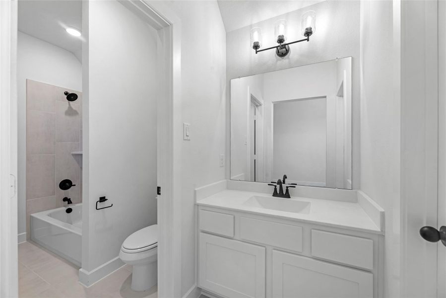 Furnished interior view inside a new home in Cross Creek West, Fulshear (Image 5).