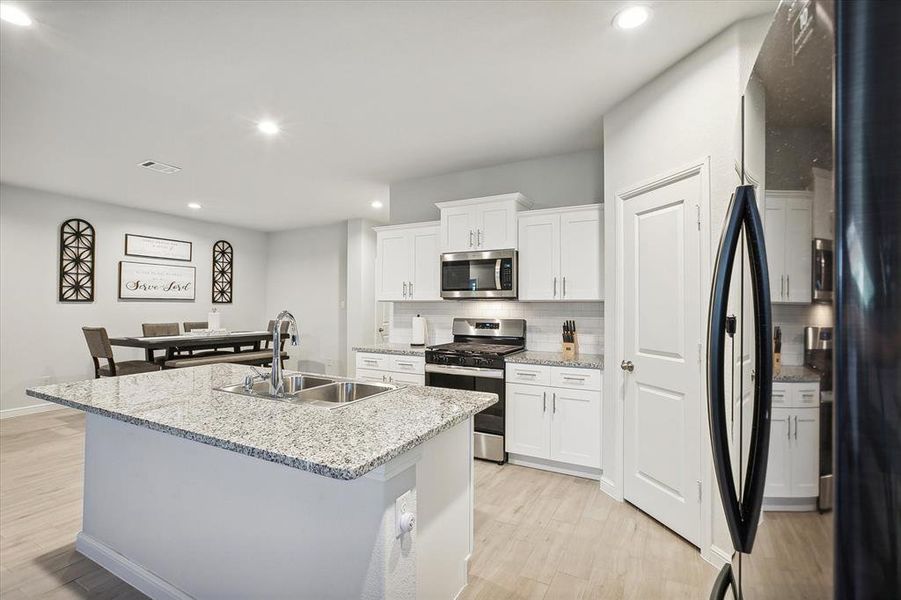 Furnished interior view inside a new home in , Fort Worth (Image 5). Furnished interior view inside a new home in , Fort Worth (Image 5).